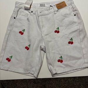White Cherry Embroidered woman’s  Shorts